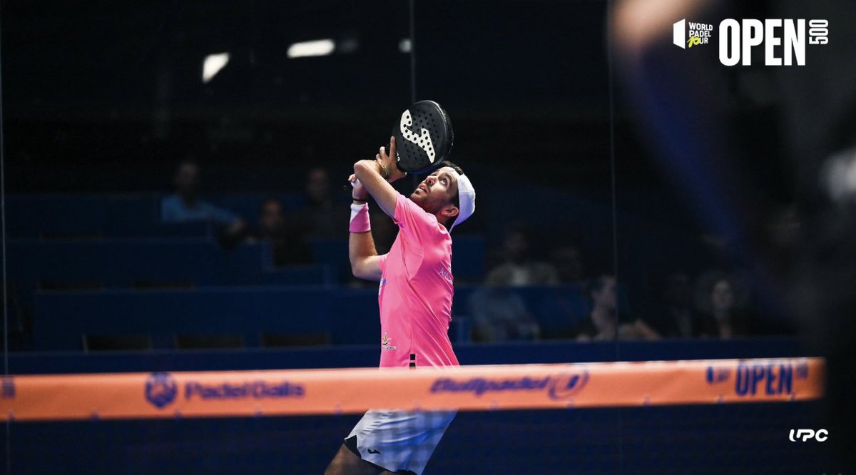 SEMIFINALISTAS ! La pareja 4 del Race 2023 del <a href="/WorldPadelTour/">World Padel Tour</a> de Jose G Diestro y <a href="/pinchofdez/">Pincho Fernández</a> derrotó a <a href="/TonetSans/">Tonet Sans</a> y <a href="/teozapata11/">teo zapata</a> que venían de ganar a Libaak y Lamperti por 5/7 6/2 y 6/3 clasificándose a semifinales del Open de Reus.