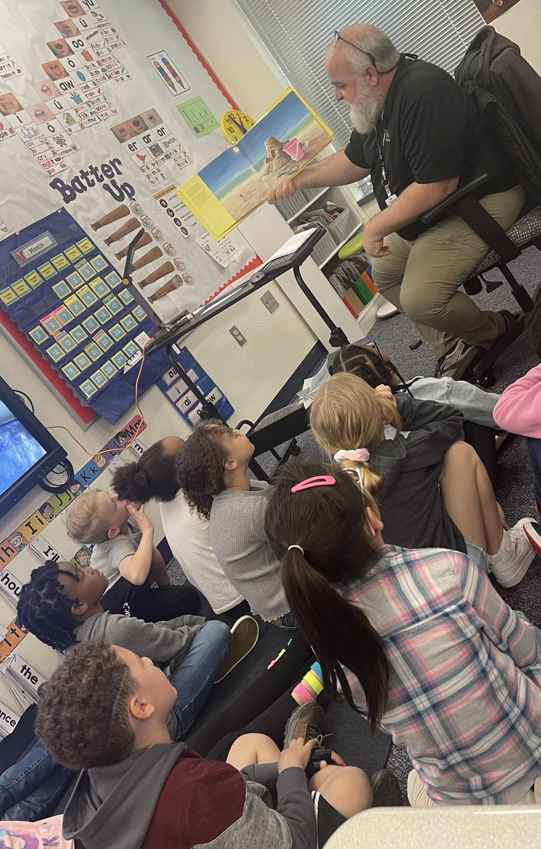 Thank you to Mr. Divoky for reading and teaching us facts about Florida! 🐊<a href="/McNeilElem/">McNeil Elementary</a>