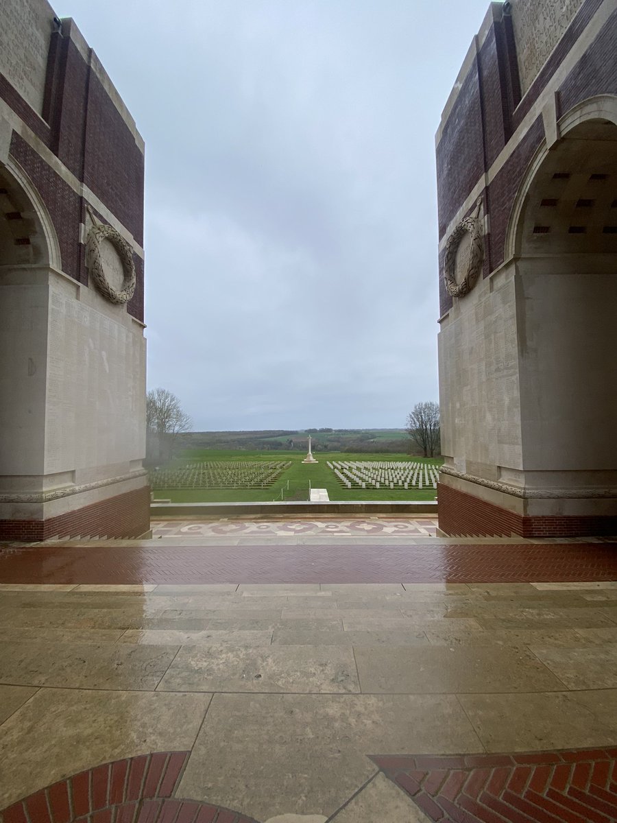 STACShistory's tweet photo. Laying a wreath in remembrance of Francis Gay, killed in the Battle of the Somme- and Mr Gay’s great uncle 🇬🇧 #WeWillRememberThem https://t.co/bkGLTECUtl