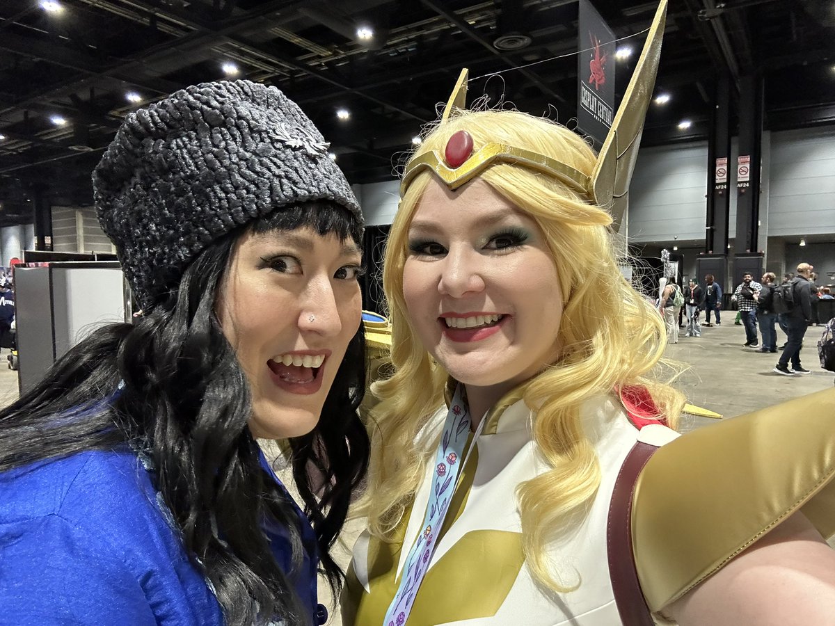 Hanging out at #c2e2 with <a href="/yupKat/">YupKat</a> ! #cosplay #cosplayer