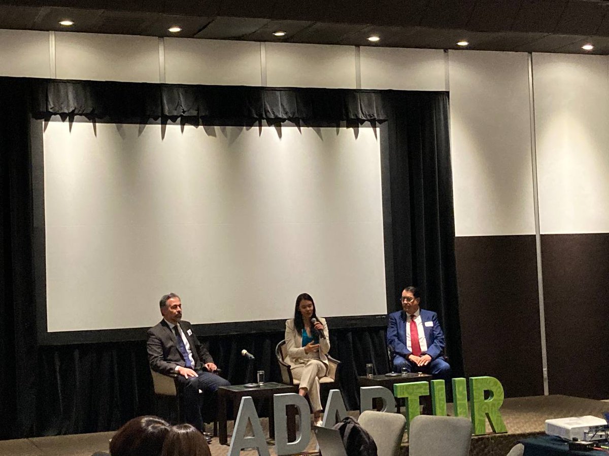 SemadetJal's tweet photo. El proyecto #ADAPTUR, impulsado por la @GIZMexico en conjunto con @SECTUR_mx, @SEMARNAT_mx, @CONANP_mx y el @inecc_gob_mx; ahora se convierte en una metodología replicable en distintos destinos turísticos de México. https://t.co/Gxib9J6kix
