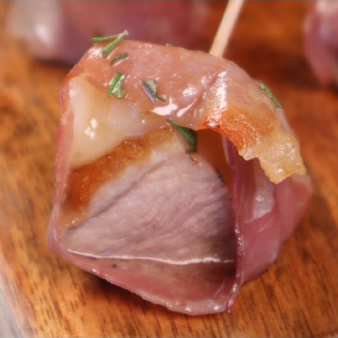 Yesterday, Liv made an outstanding appetizer on #CookingWithLiv. Whip up these Duck Breast Gruyere & Prosciutto Bites that are perfect for any occasion. Here is the recipe: bit.ly/40myY8t Order Duck Breast here: bit.ly/404TFpY