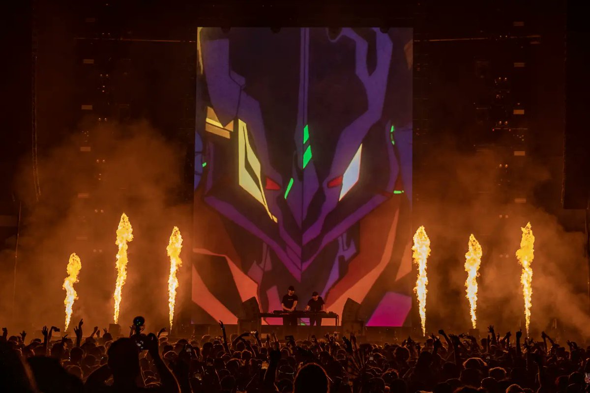 freezeframe_43's tweet photo. @GovBallNYC Photo/video
https://t.co/yrc80RlpLE https://t.co/qUneDbpPIi