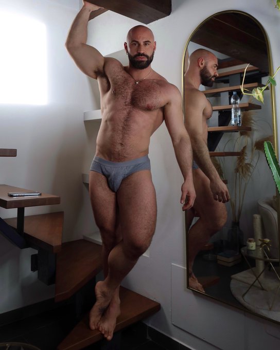 Hallo https://t.co/hqqmJdzDLG