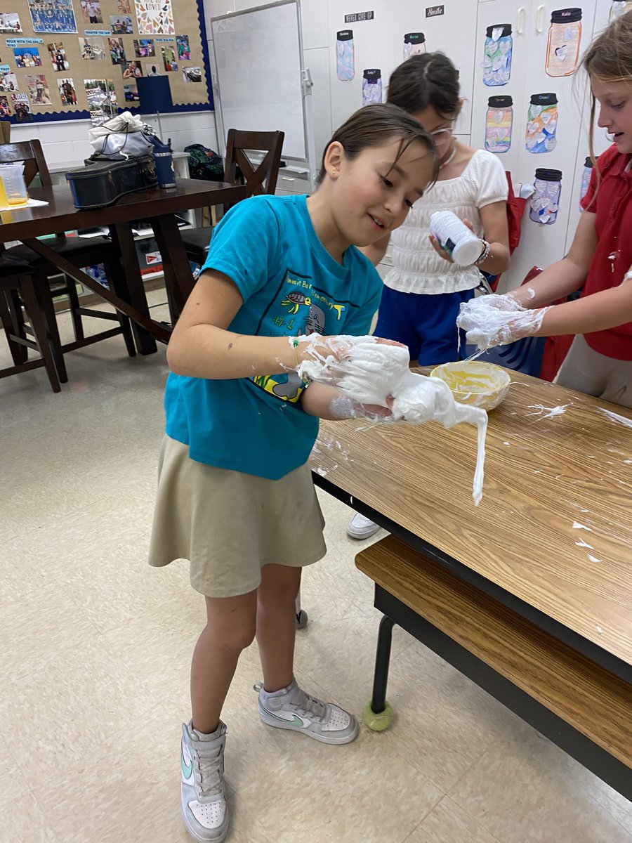 We synergized together and made a 3rd grade slime time bucket! It overflowed so we put some on the table 🤩 <a href="/TommieBarfield/">Tommie Barfield</a> <a href="/MrsMatthiesen/">Kelsey Matthiesen</a> <a href="/Parkersteph24/">Stephanie Parker</a>