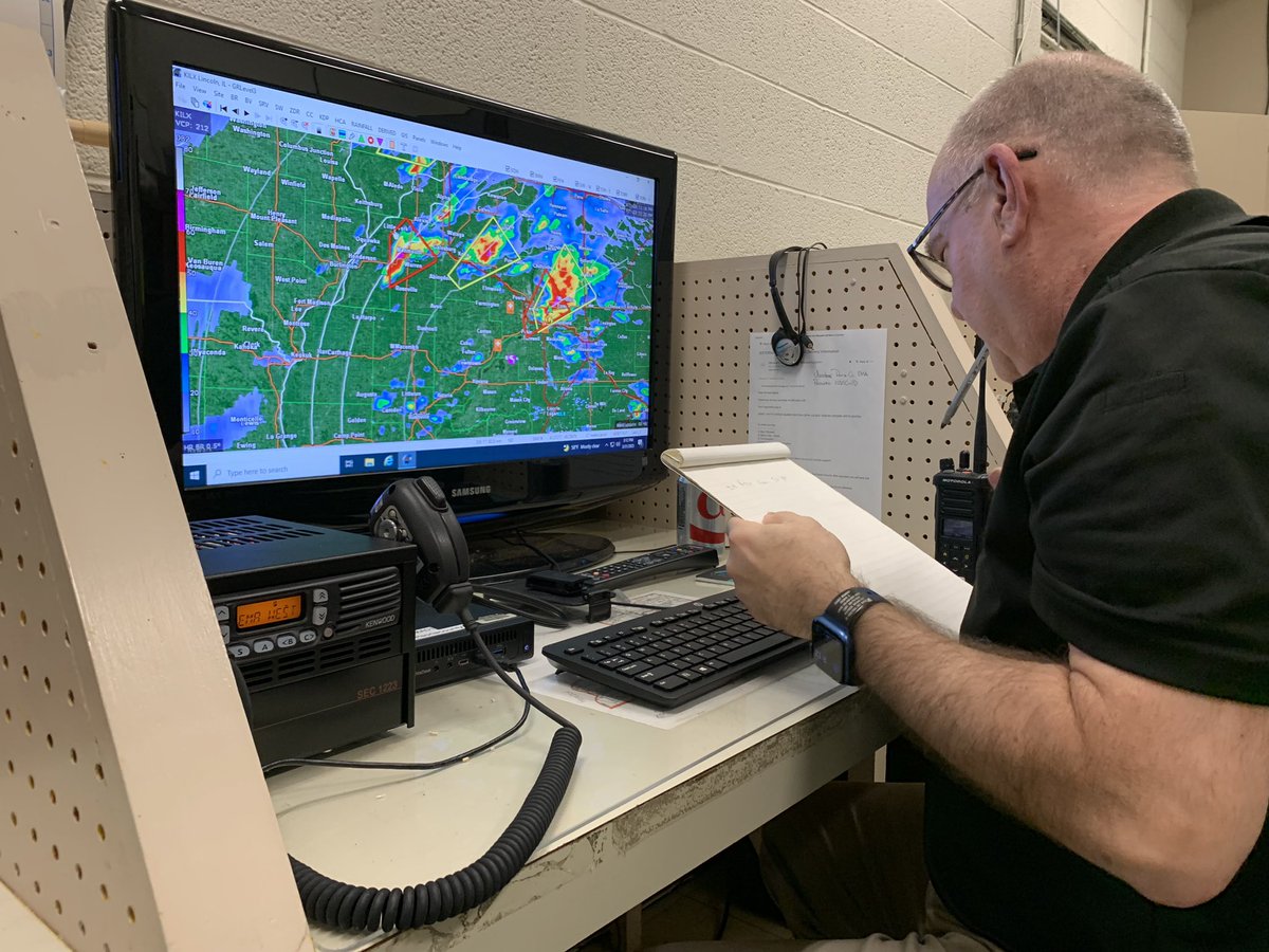 peoriacounty's tweet photo. 3:22 on March 31, 2023

While many people are reporting clear skies after the storm passes, be aware that Peoria County EMA is tracking a second line of storms predicted to come through Peoria County approximately 6:00 PM. Stay tuned to local news. https://t.co/cx1EZo6Kv9