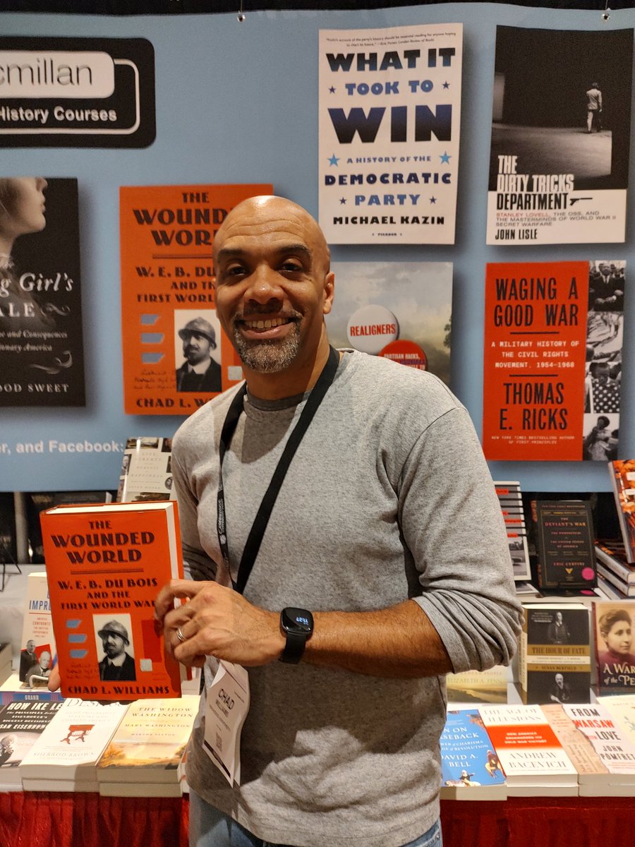 At the Organization of American Historians annual meeting in Los Angeles and enjoying my encounter with a certain new book coming out next Tuesday! 
#OAH23 #TheWoundedWorld
