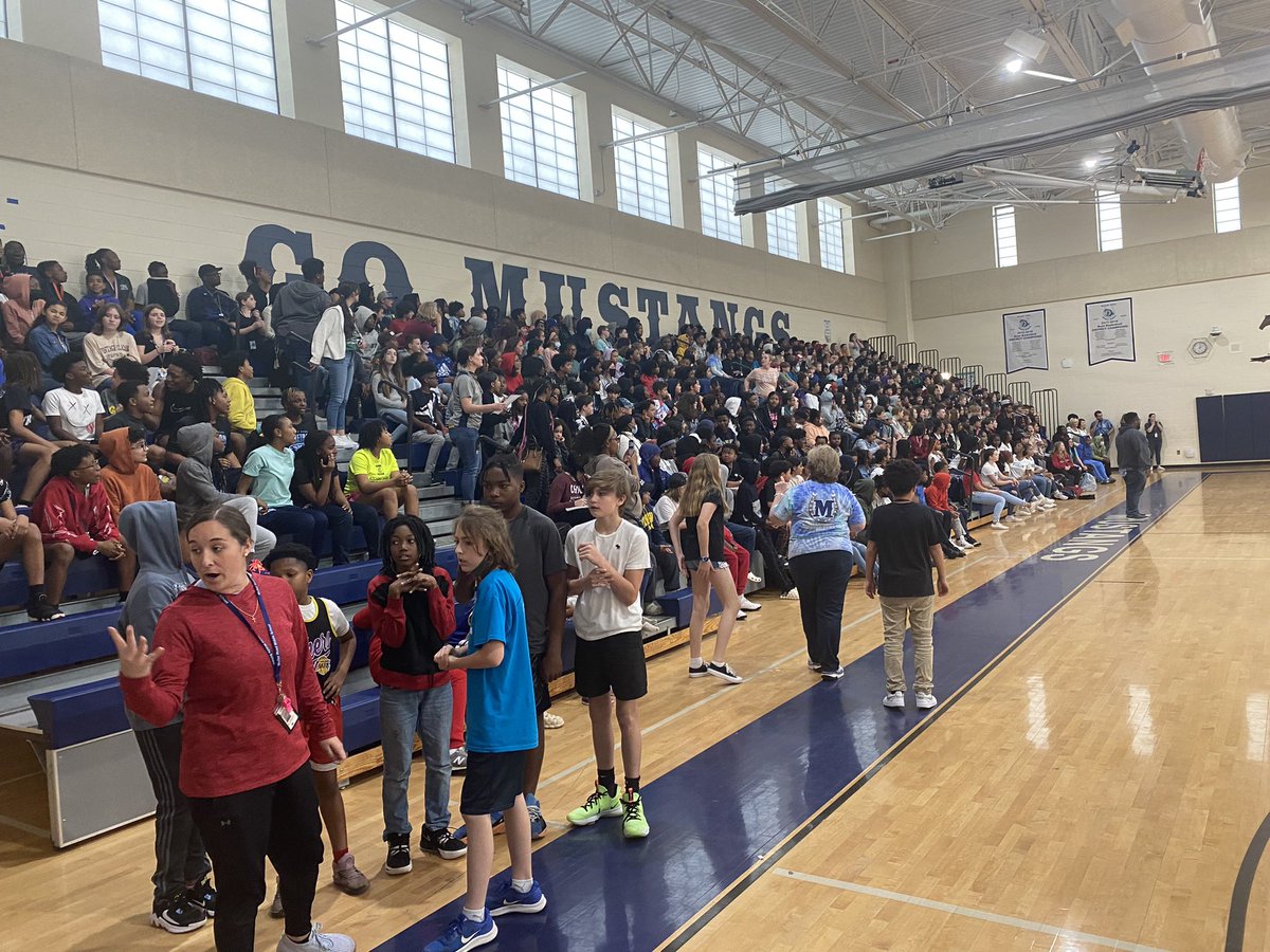 MiSTER_Spann's tweet photo. Muller Madness: A Teacher vs. Student Basketball Game! Major S/O The Mustang Family for an incredible afternoon of fun!
#WeAreMustangs @ltylerfreeman @mullerroad @BuieKatina https://t.co/W77f8b5PxY