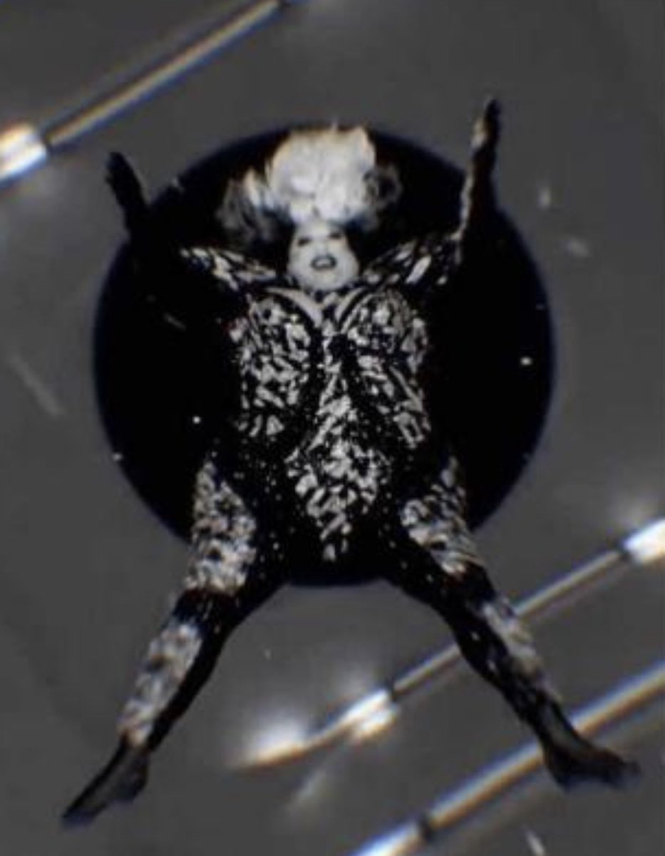 OpinionsHighly's tweet image. Same Energy. @MistressIBrooks 

#DragRace #blameitontheedit #rupaulsdragrace15