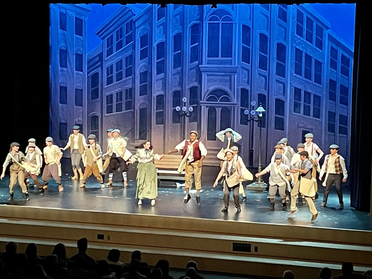 Gates Middle School tweet media