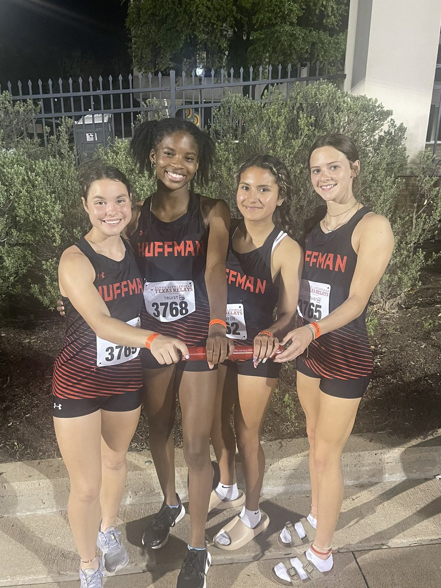 HuffmanTFXC's tweet photo. School Record #2 today at the Texas Relays! The 4 x 400 relay team of Rika Witt, Celeste Cantu, Jade Williams, &amp; Lexi Rousseau qualify for the finals tomorrow! https://t.co/hSojJIlkWR