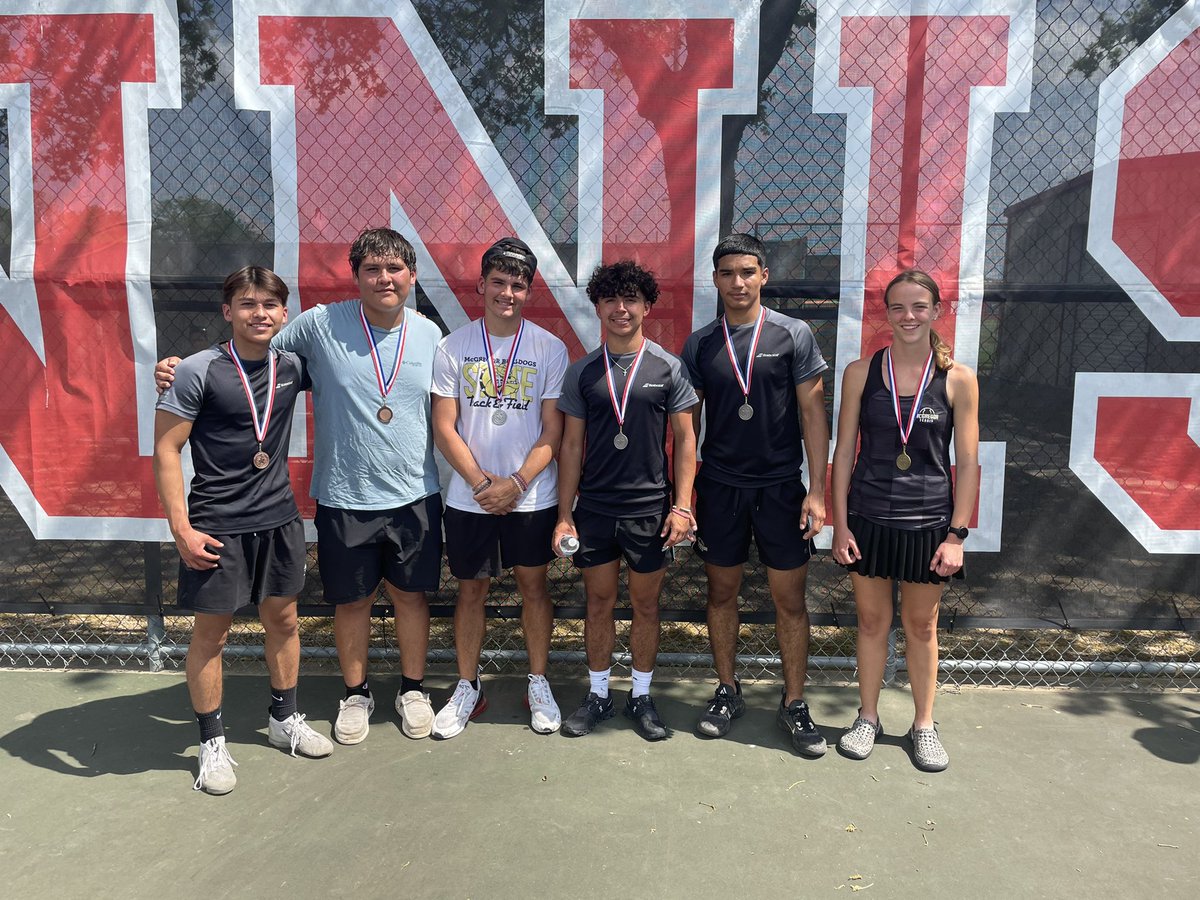 MHSTennis2's tweet photo. A great day for Bulldog tennis! Boys and girls earning 2nd place finishes behind a great tennis program. Boys just .5 point from district championship. Sending four regional qualifiers in three events. https://t.co/2J3akqzBHx