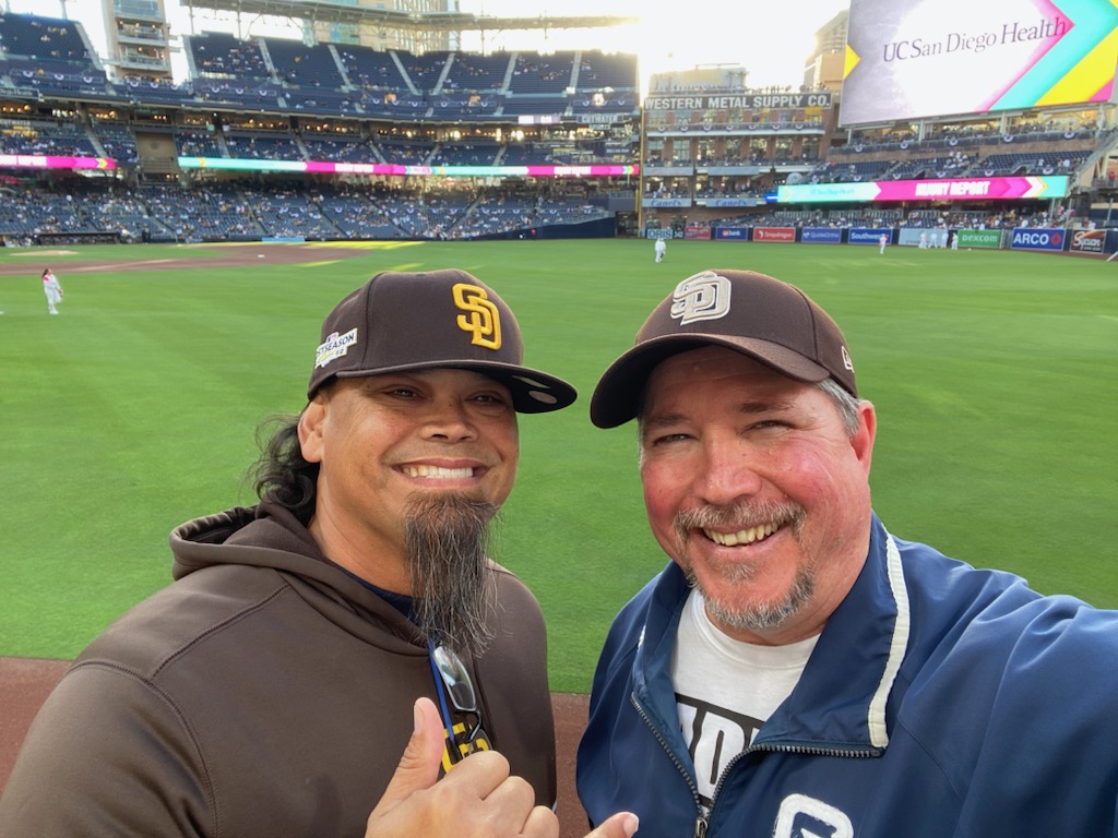 CherryJello's tweet photo. @Padres #bringthegold https://t.co/Z3gqIIYM47