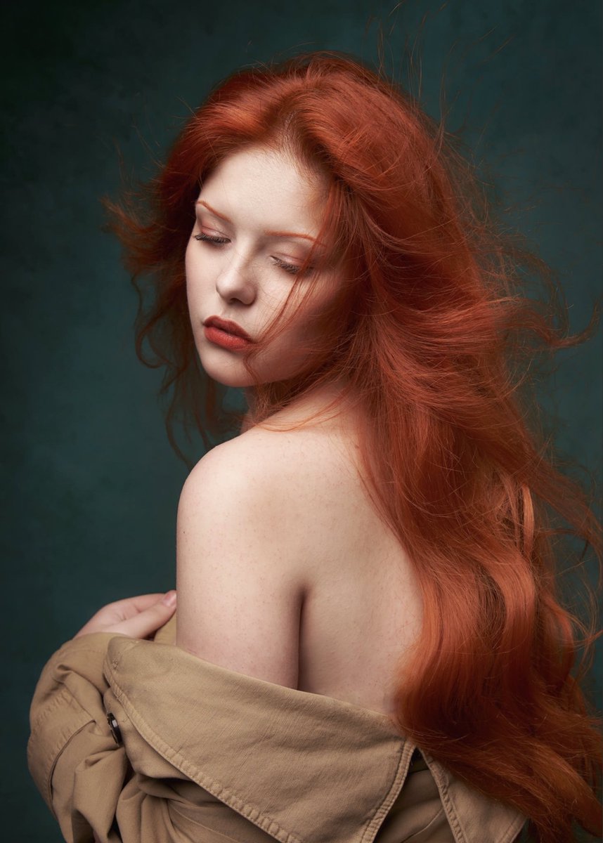 Photograph by: Alexander Vinogradov @Vinogradov_art Model: Sofia Katvitskaya