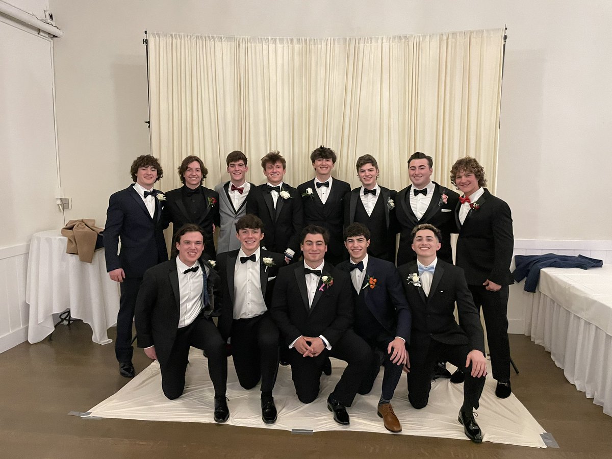 Enjoy the Junior Prom <a href="/stjohnsprep/">St. John's Prep</a> Class of 2024. <a href="/sjp_baseball/">SJP Baseball</a> juniors looking sharp!  <a href="/TheNestSJP/">The Eagle's Nest</a>