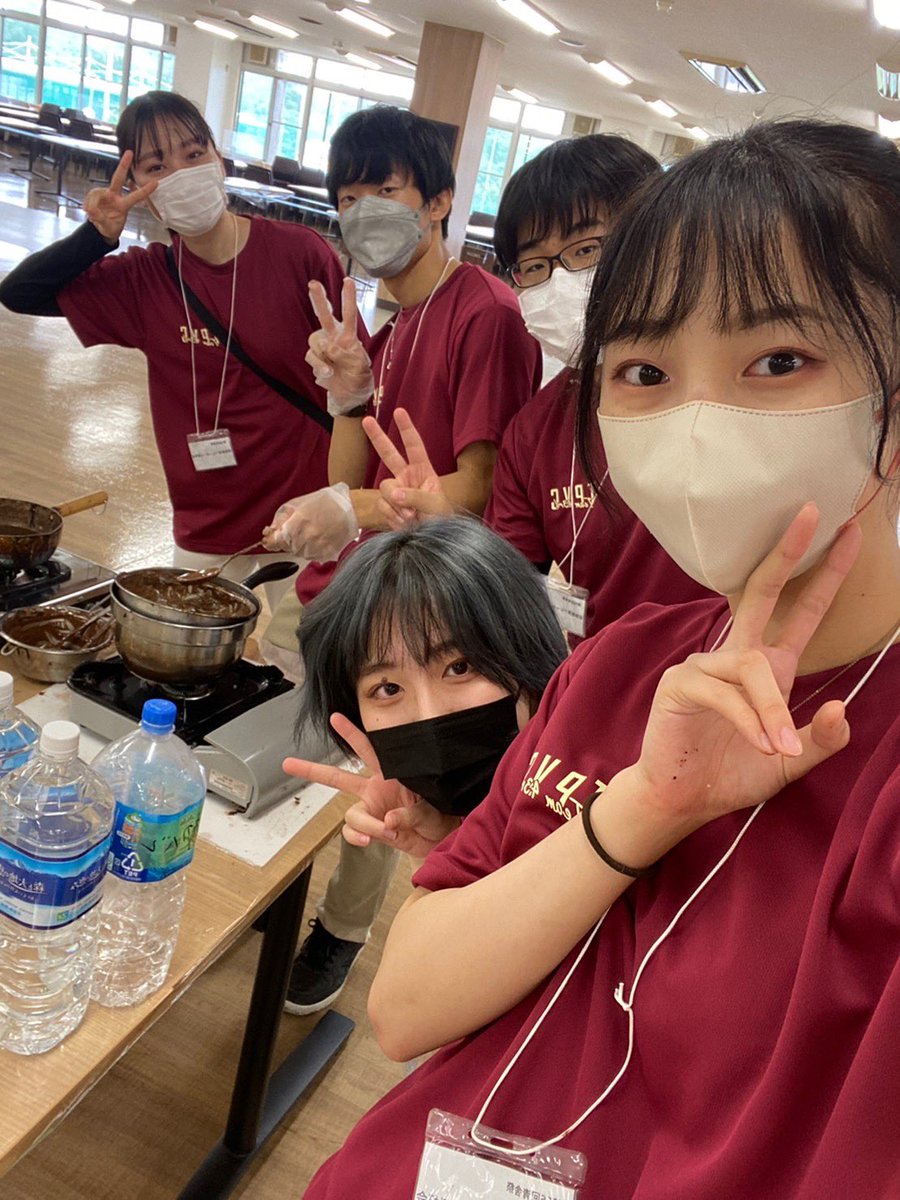 TPVC_teikyo's tweet photo. 2022.10.16青舎祭
毎年チョコバナナを販売してます🍫🍌
今回は過去最高の800個の売り上げを記録しました🙌 https://t.co/jCXOTxbWNL