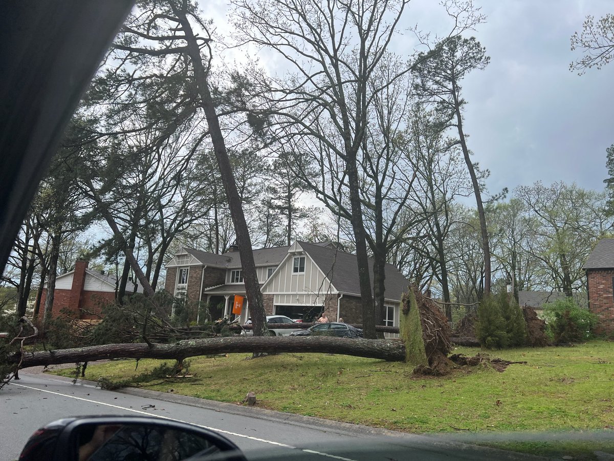 Tornado damage in West Little Rock, Arkansas near Napa Valley and Rodney Parham.
<a href="/AP/">The Associated Press</a> reports, <a href="/uamshealth/">UAMS Health</a> “was operating at a mass casualty level and preparing for up to 20 patients, spokesperson Leslie Taylor said.”
Photos: <a href="/sydneygspeaks/">Sydney G</a>