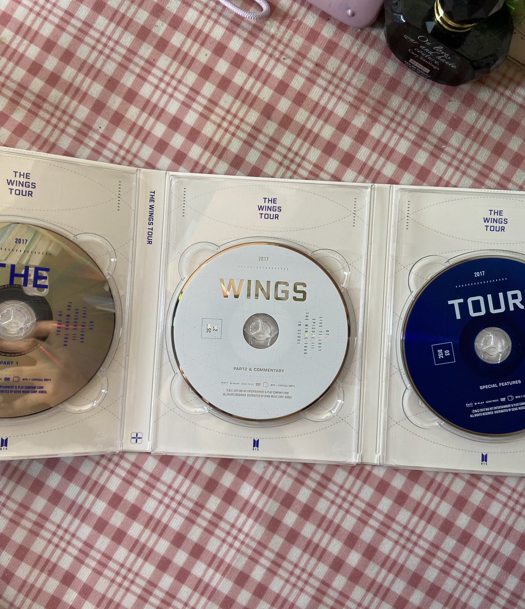 xchraiz's tweet photo. wts lfb bts wing tour dvd album

bts wings tour 2017 in seoul unsealed but full inclusions

• see pinned twt
• ₱1300
• pay as you order / 24 hrs dop

mop: gcash
mod: ggx &amp; sdd (don’t have sco atm)

help rt :)) https://t.co/aU0q9zCmvj