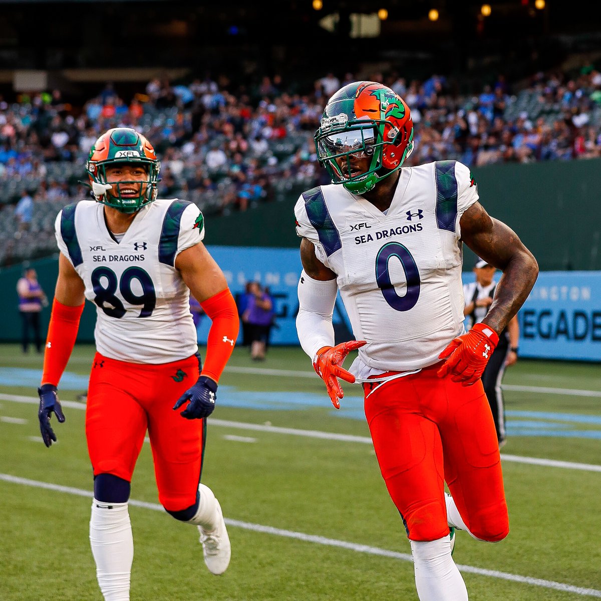 TheUFL's tweet photo. 5. STRAIGHT. WINS. 🔥

Seattle takes home the win to make it 5 in a row!

FINAL:
@XFLSeaDragons 24
@XFLRenegades 15 https://t.co/x5cJEwloD0