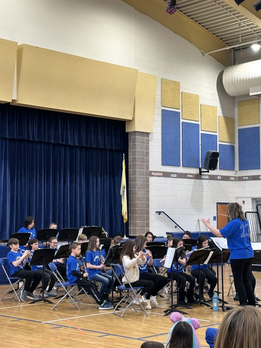 Mrs. Boon & Mrs. Charles tweet media