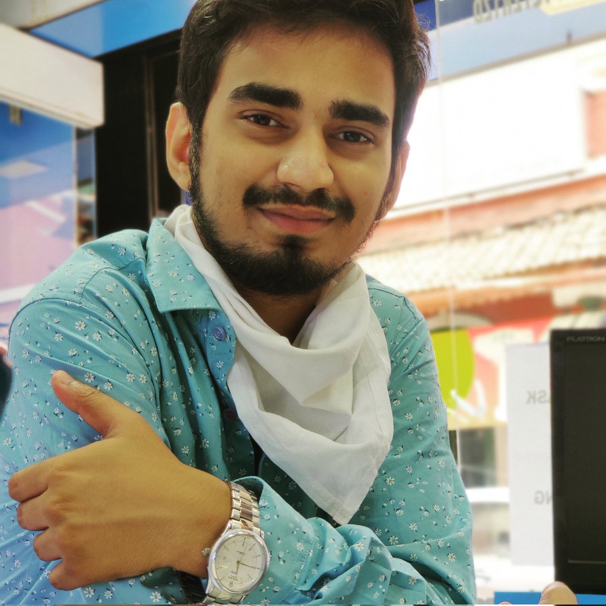MahendraSheth15's tweet photo. #NewProfilePic https://t.co/0RoTBKnhP8