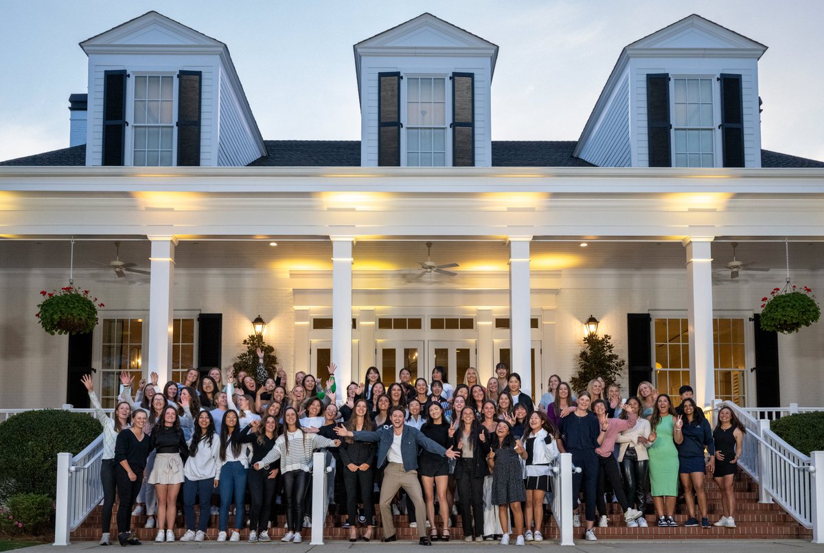 Augusta National Women's Amateur (@anwagolf) on Twitter photo This one is going in a frame. #ANWAgolf 
<a href="/NiallOfficial/">Niall Horan</a> This one is going in a frame. #ANWAgolf 
<a href="/NiallOfficial/">Niall Horan</a>
