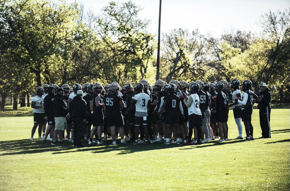 Looking forward to a great practice tomorrow!  Stacking good days!

#YoJackets
#TTNS