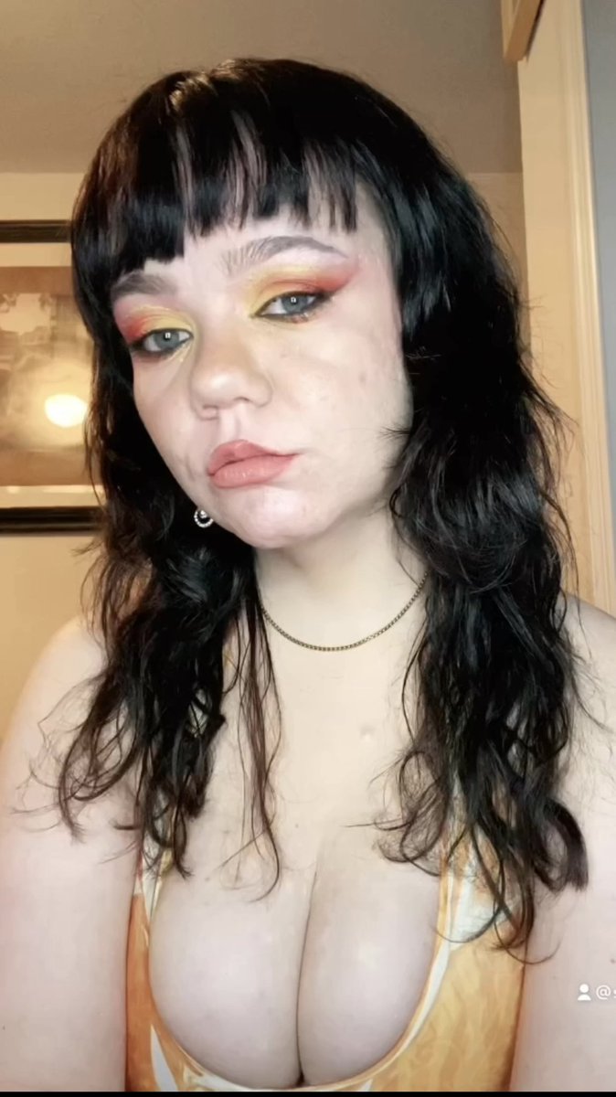 Rosie_MUA_'s tweet image. See the tutorial for this look on my YouTube Channel ❤️ youtube.com/@rosie.johnson makeup lovers please subscribe and help me reach 1K 🫶 #youtubechannel #makeuptutorials #mua