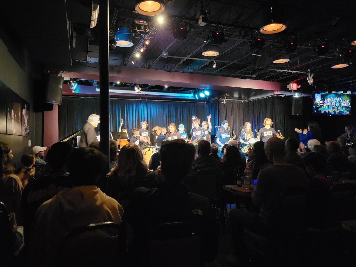 Bogle Bulldogs (@boglebulldogs) on Twitter photo Last night our Bogle Jazz Band had a gig at The Nash, one of the top 100 jazz clubs in the world. Thank you to Mr. Aguero for arranging opportunities for our students to perform in the "real world". <a href="/ChandlerUnified/">Chandler Unified School District</a> Last night our Bogle Jazz Band had a gig at The Nash, one of the top 100 jazz clubs in the world. Thank you to Mr. Aguero for arranging opportunities for our students to perform in the "real world". <a href="/ChandlerUnified/">Chandler Unified School District</a>