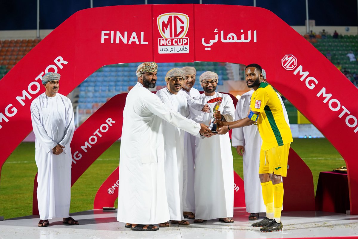 OmanFA's tweet photo. 🏆 تتويج نادي #السيب بكأس بطولة إم جي للموسم الرياضي ٢٠٢٣/٢٠٢٢.

نبارك لمجلس إدارة نادي السيب وجماهيرهم الغفيرة هذا الإنجاز، وكل الأمنيات لهم بمزيد من النجاحات في القادم 🥇👏🏻💛💚
#كأس_إم_جي
#بهلاء_السيب https://t.co/JRfDv4MKSW