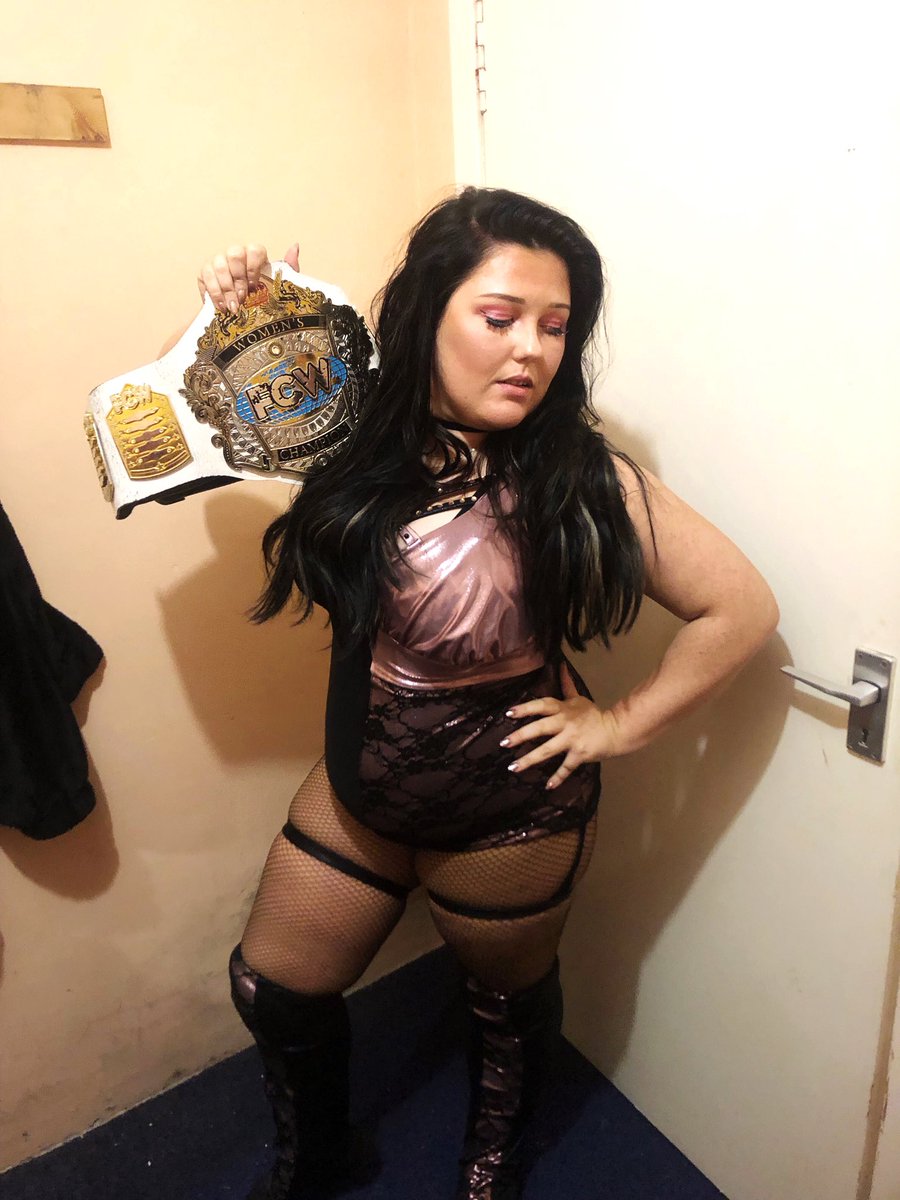 EmilyHayden_WB's tweet photo. FCW - Fair City Wrestling #NaeMercyNight1

#AndStill

Successfully defended the FCW women’s championship, now onto night 2 of #NaeMercy tomorrow!!

#coachellaaaaachamp ✌️👑 https://t.co/f6bT2wLU4V