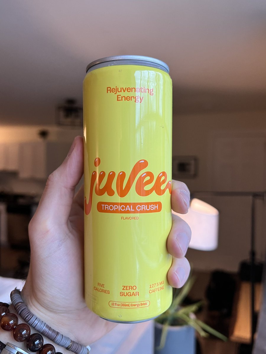 JoeyNineteen_'s tweet photo. @Nadeshot 🤝 🏝️ 🍊 https://t.co/N36eJ2ltnT