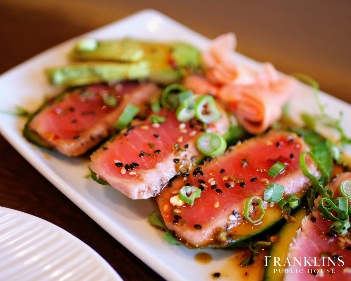 FranklinsHouse's tweet photo. Avoiding meat tonight, but still looking to dine out?   😕 

Stop in to Franklins Public House for countless meatless options, including our Ahi Tuna appetizer!

#franklinspublichouse #franklins #restaurant #food #diining #dinner #palosheights #palosheightsil #bar #pub https://t.co/VIVndUnLld