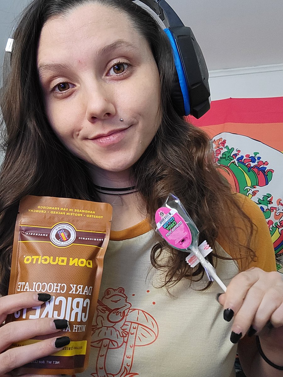 RRealmhopper's tweet photo. thank you for a lovely #Bugsnax and bug snacks stream! Special thanks to @sweepsthepillo1 and @CosmoBergamot for the raids! ππ¦πThe Realmhopper Raiders hopped over to @geol_girl for some #Minecraft ππ¦π#SmallStreamer #SmolStreamer #GirlsWhoGame #SleepyTrashBag #Charmallow https://t.co/jLTpJVoITM