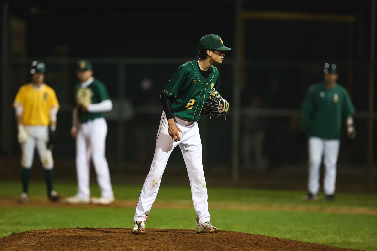 AustinPrice28's tweet photo. Tough Loss against Kingsburg yesterday 7-6. I pitched 3 1/3 innings with 4Ks and giving up 0 runs. Worked out of a bases loaded jam in the 6th giving up no runs. Curveball was not the greatest, need to work on getting on top of it and finishing it but overall a good outing. https://t.co/lfoX7jiWLR