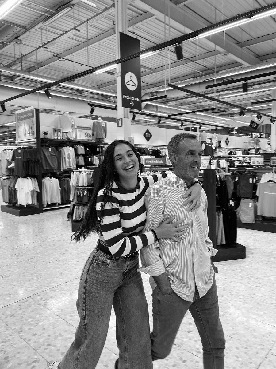 evaaam9's tweet photo. Papa, aunque no te lo diga mucho, te quiero.
Ojalá seas eterno❤️‍🩹 https://t.co/APgj9XLm9F