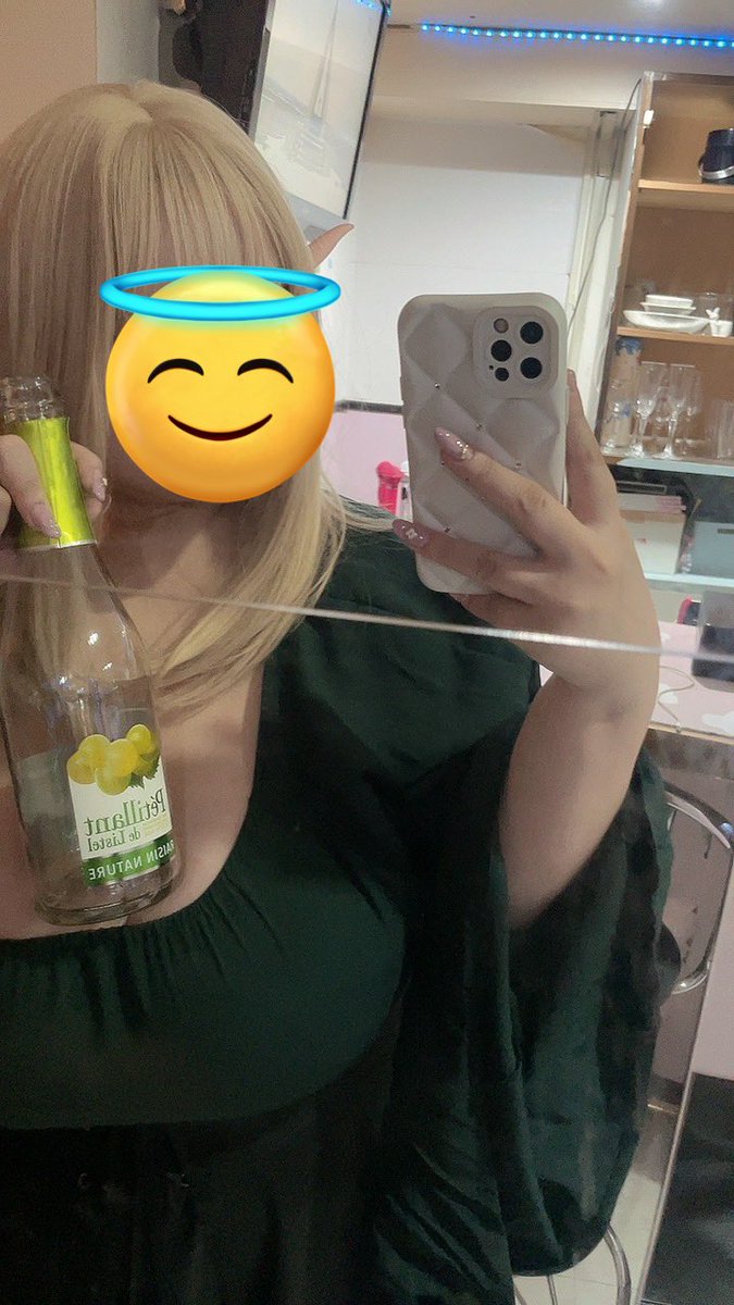 ログアウトしました〜
いっぱい会いに来てくれてありがとう!!
いつもましてから、初めましての方まで
終始賑わってて。満席まで😢ありがとう🈵
可愛いって沢山言ってくれてにっこりだよ(˶' ᵕ ' ˶)
次は4月のね。10日にいるよー
待ってるね💕︎ https://t.co/fx4fIjGu6C
