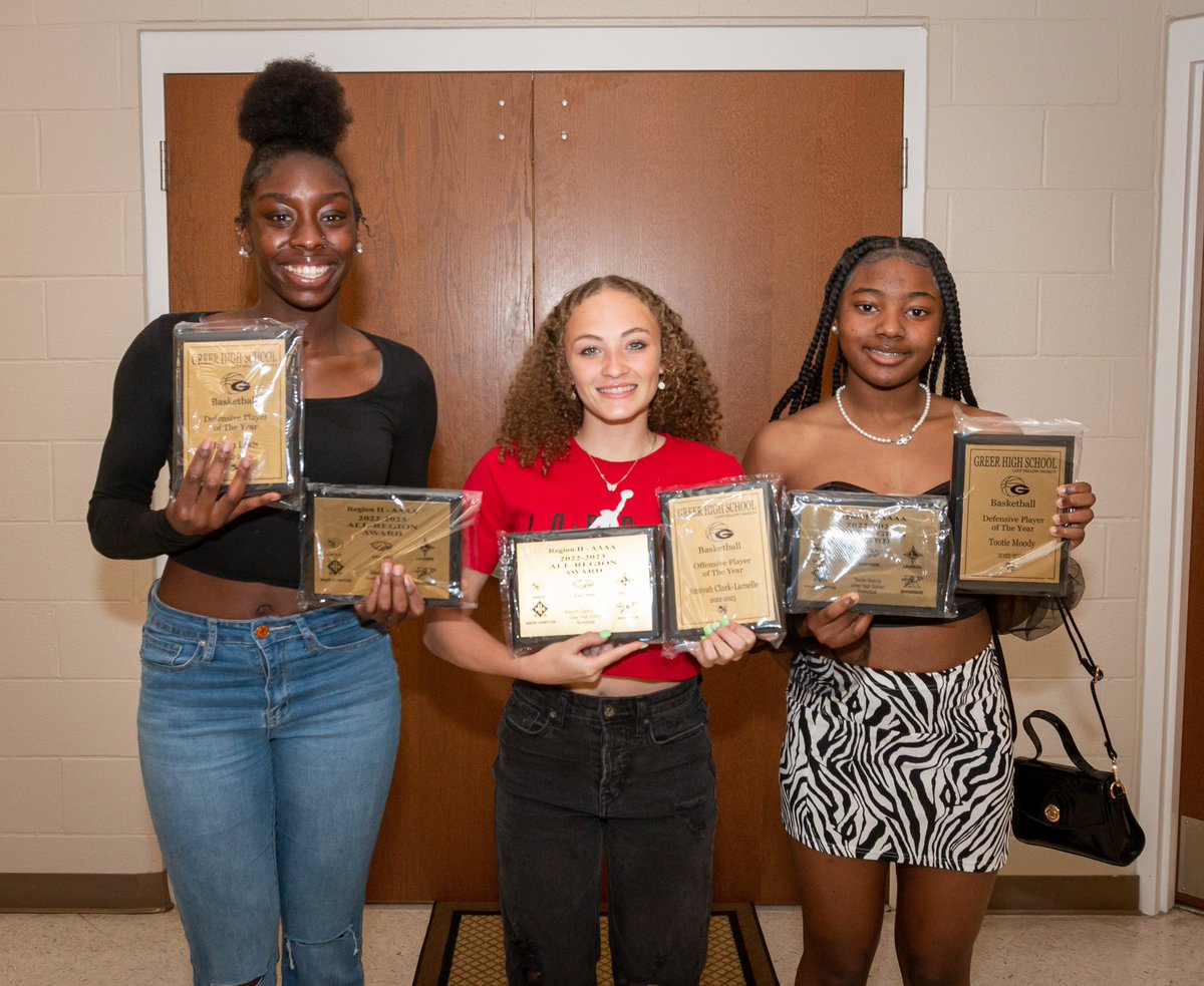 LadyJackets_GBB's tweet photo. We had a great basketball banquet last night celebrating our Greer High basketball teams! We are proud of our student-athletes &amp; all of their accomplishments this season. Thanks to everyone who supported us this season! Special thanks to @ProSouthSports capturing the night! 🏀🐝 https://t.co/DN8NQ91XBV