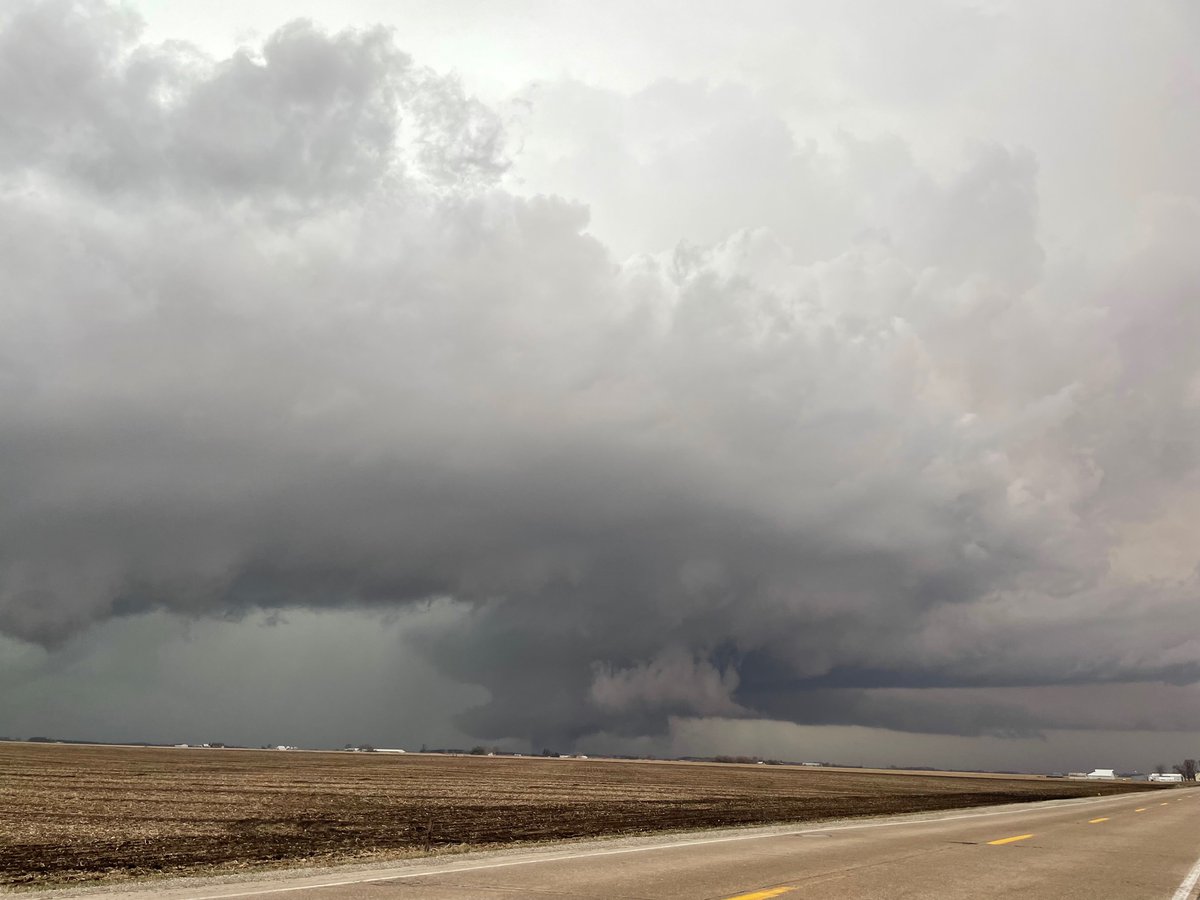 HRRRisonCater's tweet photo. Sweet mother of god that storm. Two of the most impressive tornadoes I’ve seen. Had twins for a good while. Vid later. #iawx https://t.co/DrfP2WvVOq
