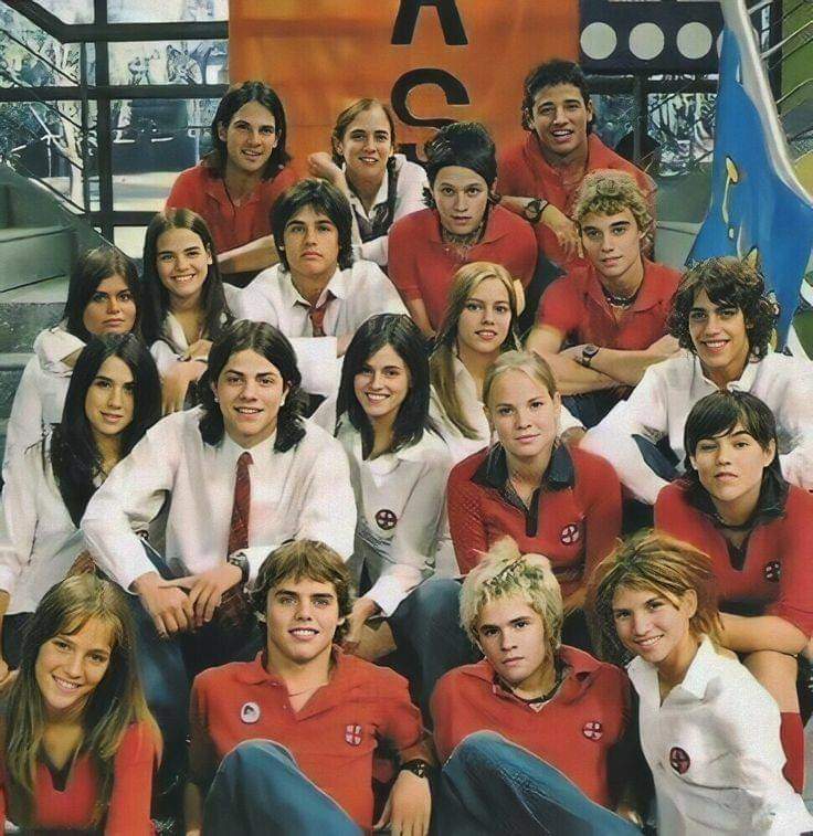 Es un buen momento para volver a disfrutar el Especial por los 20 años de Rebelde Way en este link youtu.be/EJMKFQ2VeNg