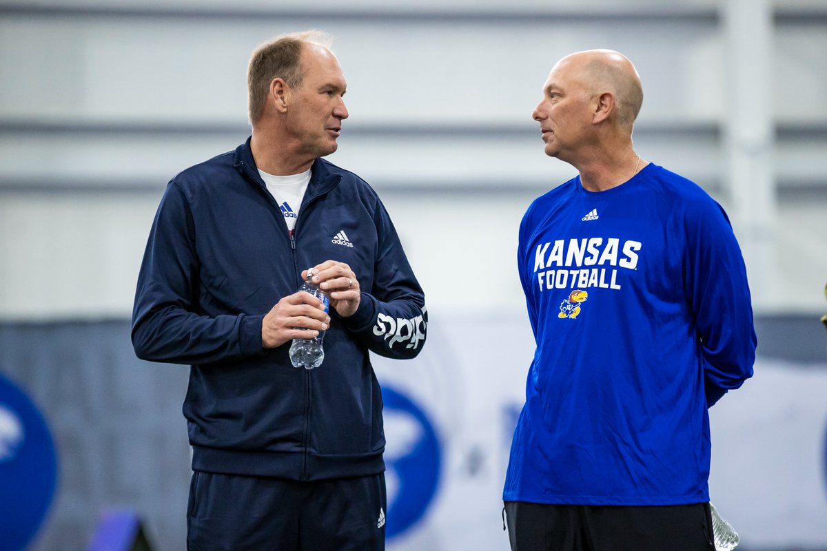 Newest Jayhawk is in the building!

Welcome to Kansas, Sean Snyder