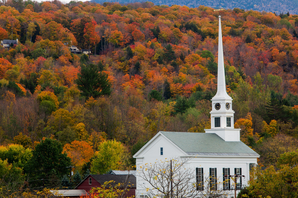 sandyconnolly's tweet photo. Here Are The Most Beautiful, Charming Small Towns In #Vermont | @onlyinyourstate
#ThisIsVT #WindsorVT #StoweVT #WoodstockVT #QuecheeVT
https://t.co/cBVkjYyd63 https://t.co/6oNfkks6Bm
