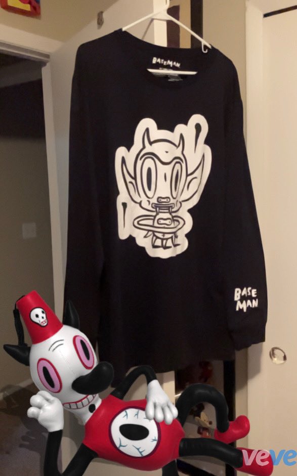 TheVeVeverse's tweet photo. Baseman’s Toby made its debut on the VeVe app March 26 2021. 

Did you know you can find Baseman apparel at Target?

Photo credit: @rickyart141 📸

@Target 
@garybaseman 

#VeVe
#digitalcollectibles
#CollectorsAtHeart
#Toby
#GaryBaseman https://t.co/3WiGJdVdmg
