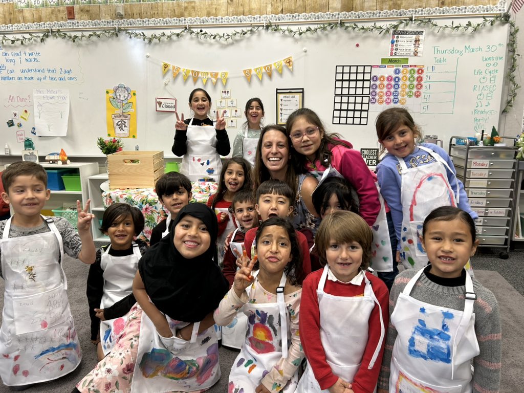 KellyMiller (@kelly_a_miller) on Twitter photo These firsties got to be florists yesterday! They made art with πΈbecame entrepreneurs by advertising and running their own flower shops, and even made their own bouquets! We β€οΈ being able to learn about different careers through <a href="/CVWorldofWork/">World of Workβ’οΈ</a> ! @APLee_CVUSD These firsties got to be florists yesterday! They made art with πΈbecame entrepreneurs by advertising and running their own flower shops, and even made their own bouquets! We β€οΈ being able to learn about different careers through <a href="/CVWorldofWork/">World of Workβ’οΈ</a> ! @APLee_CVUSD