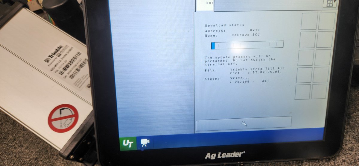 agGPSmatt's tweet image. About to learn how much I will desire to drink tonight....here we go again with #isobus