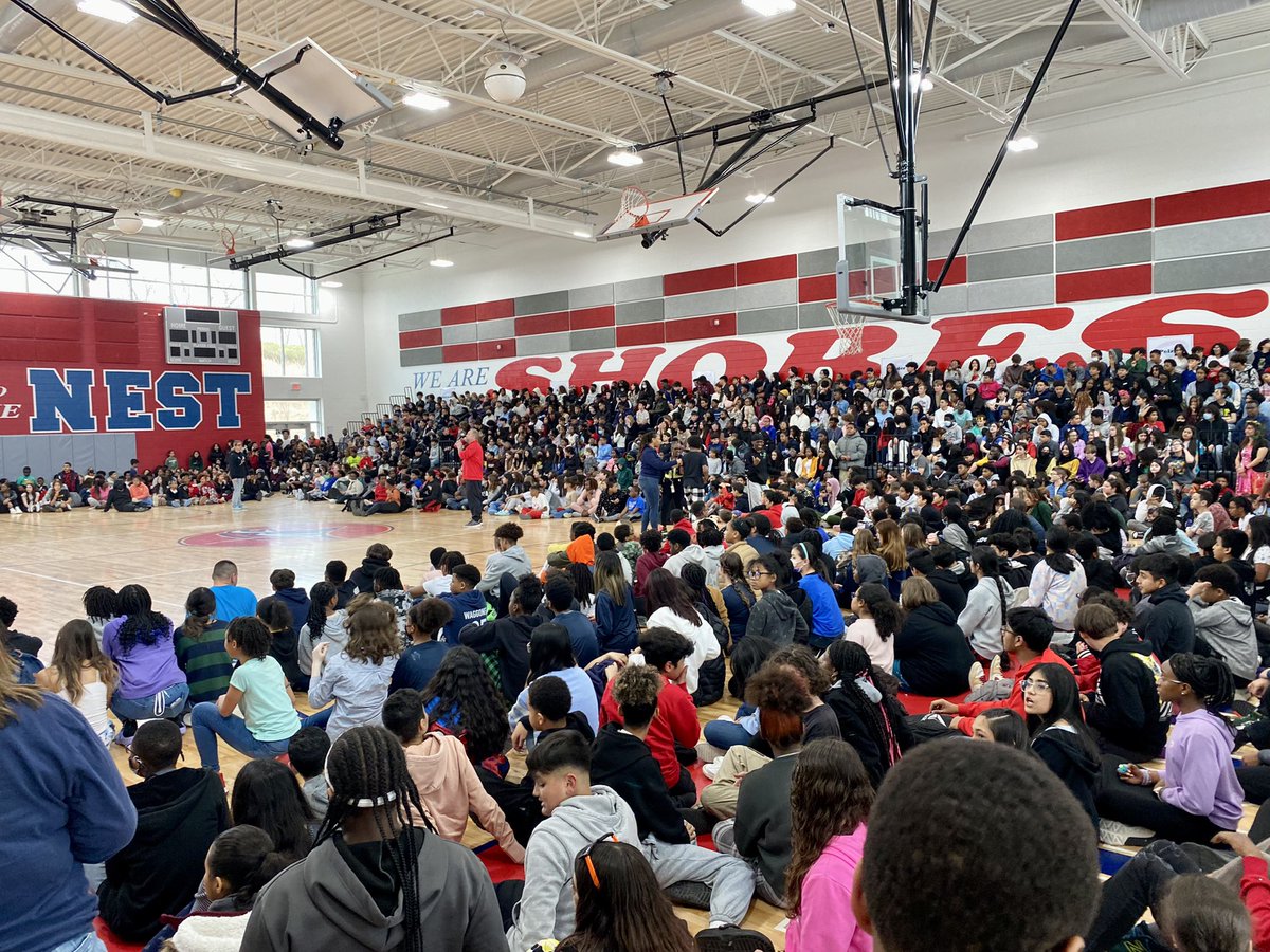 Coach Marshall458 tweet media