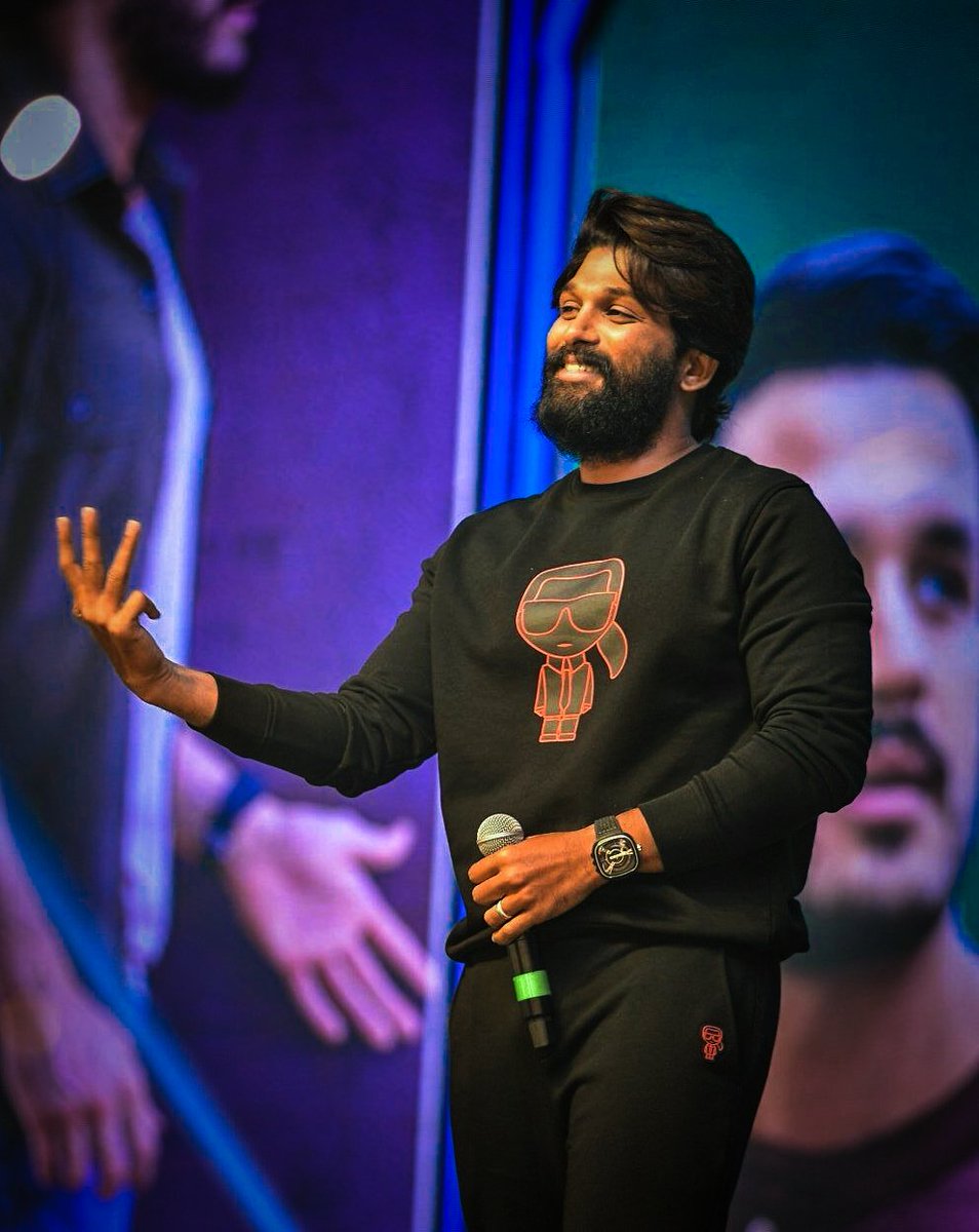 BVRMAlluarjunfc's tweet photo. Demi God Birthday Month Is Here!!!! π
π ' #IconicAApril ' ππ
@alluarjun β’ #AAsign
#Desamuduru4KSpecialShows https://t.co/5H0gZaEg5w