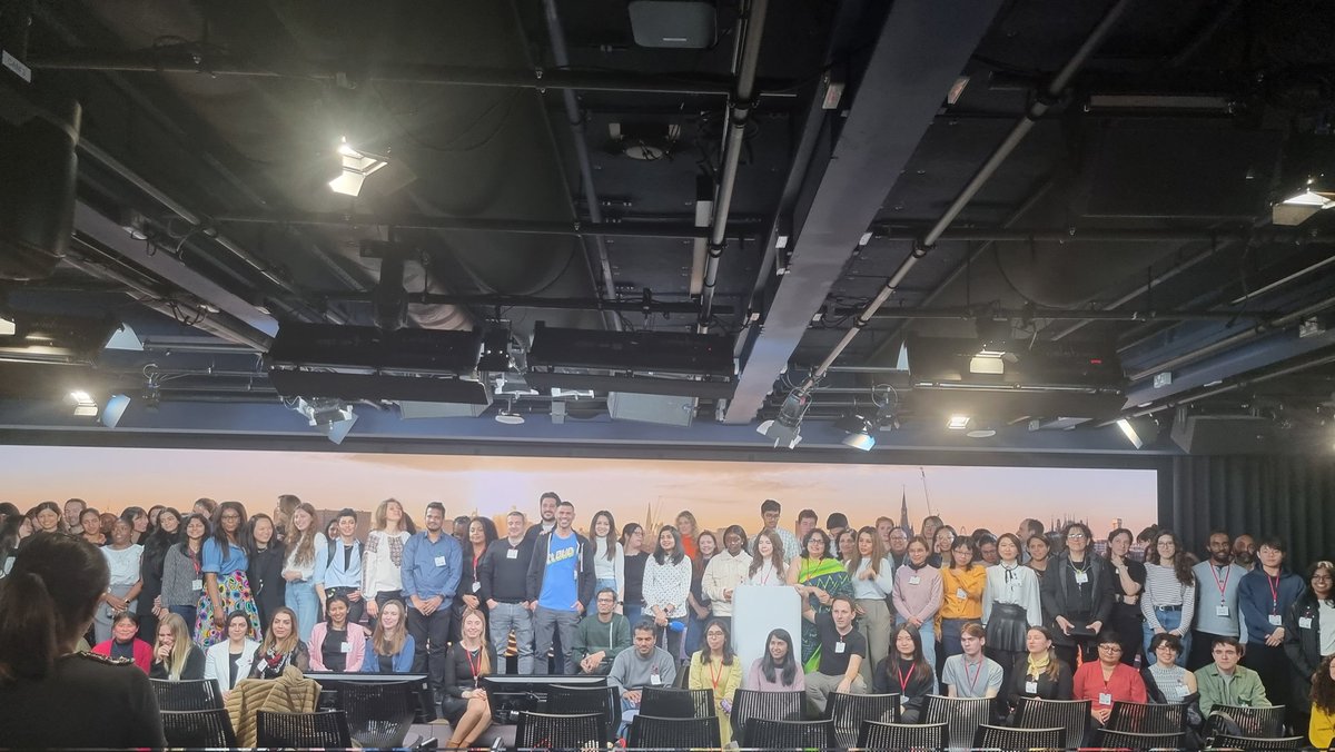 It was a crazy day today!!🥳
🚀 Co-Organising  IWD 2023 London, 
🎓 Online Hosting  FlutterDevCamp Graduation ceremony  from IWD event 
🔥 Taking workshop on Firebase Extension!!
Meeting amazing people and learning from all theirs Inspirational stories!!
#IWDLondon23
#IWD23