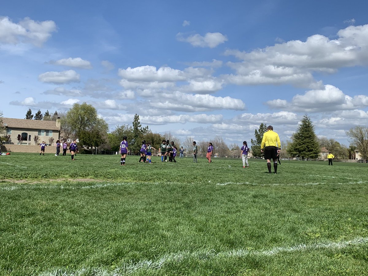 MrTNatomas's tweet photo. Beautiful day for soccer!
Coyotes v Cheetahs
@AthleticsNusd https://t.co/bxOh4EKSpk