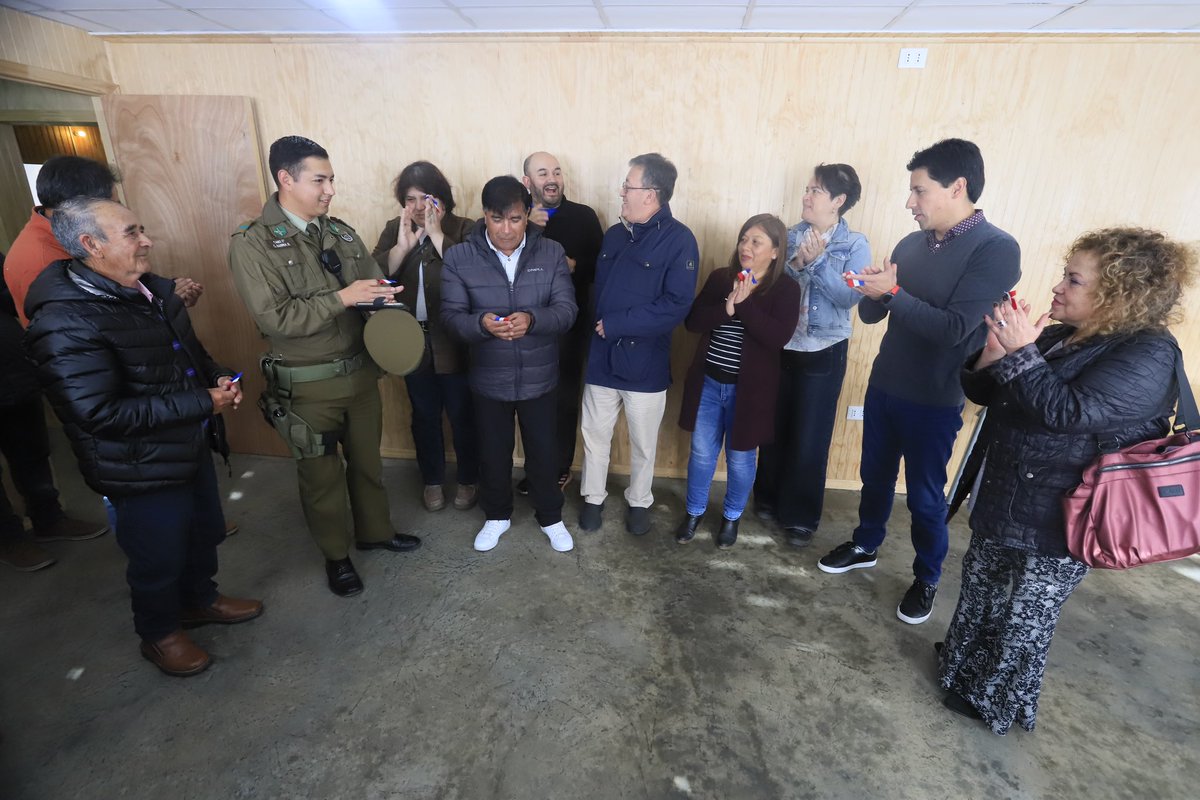 GervoyAlcalde's tweet photo. 🏠Nueva sede social de la Junta de Vecinos de Trapén, que fue reinaugurada en un acto organizado por la su directiva, que albergará sus actividades. Éxito en sus acciones para sus vecinos 🙌🏻
#PuertoMontt #NuevaSede #Trapen https://t.co/vJc8ZlADGA